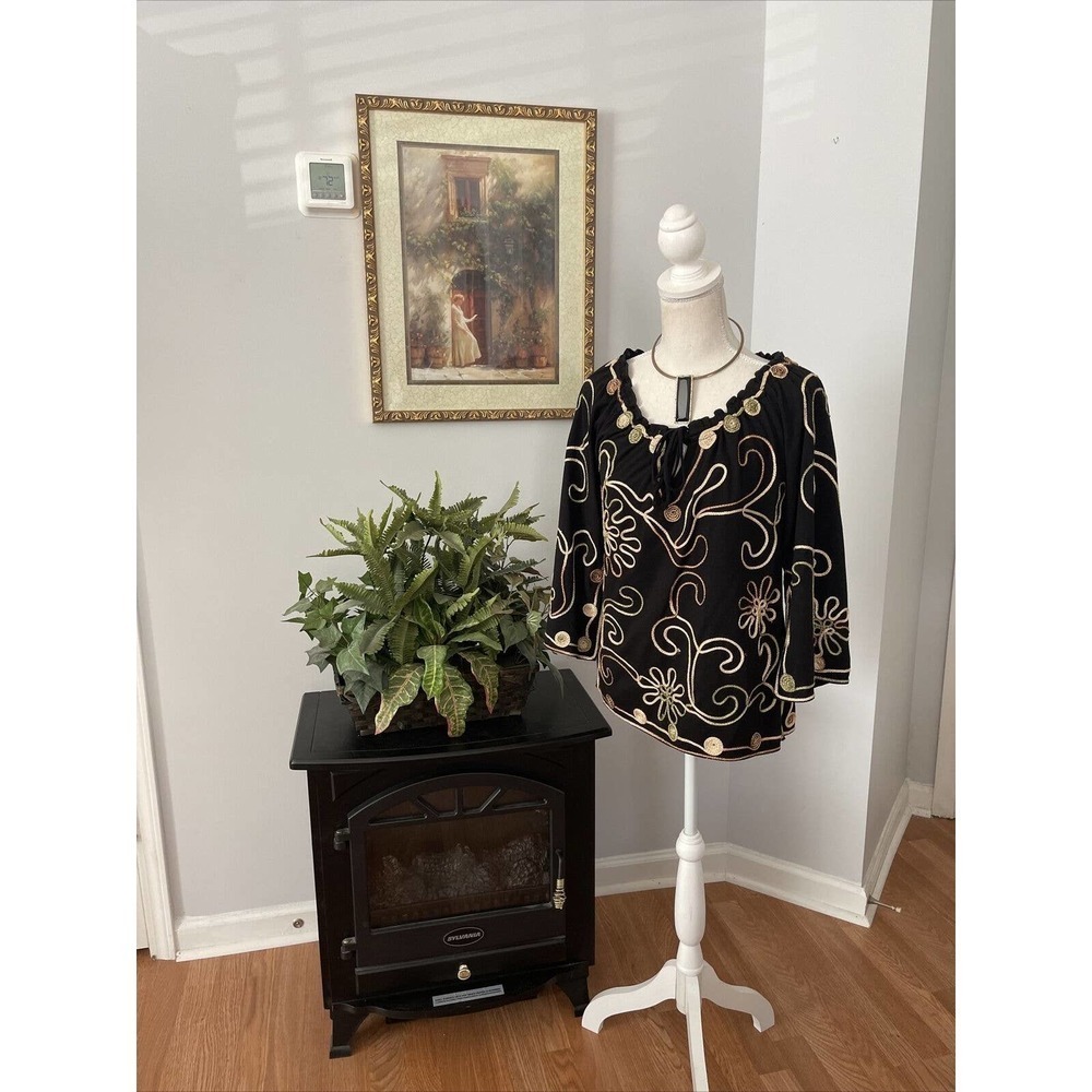 Lauren Michelle Blouse 3/4 Bell Sleeve Pullover